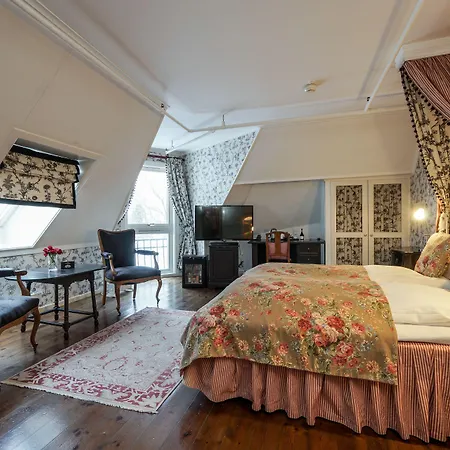 Wassilioff - Unike Hotel 4*