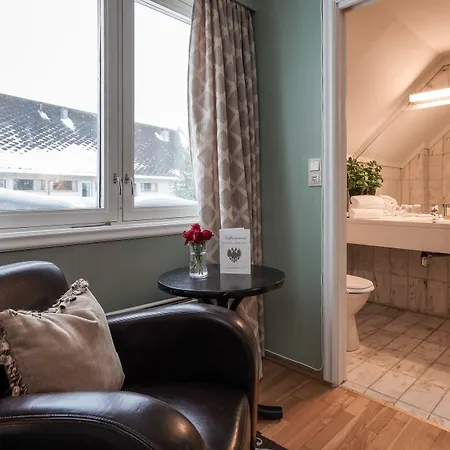 Wassilioff - Unike 4*