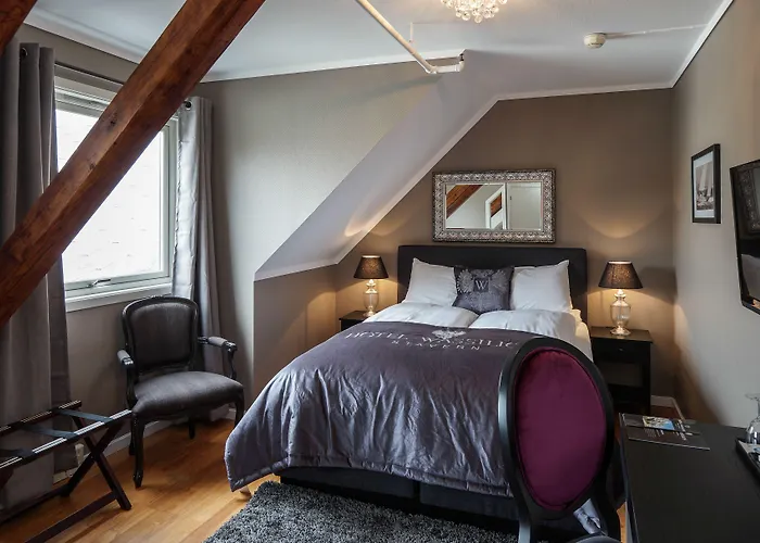 Wassilioff - Unike 4*